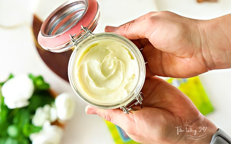 cách làm kem trộn trắng da bằng thuốc tây