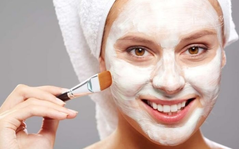 công thức tự làm kem dưỡng trắng da mặt tại nhà 