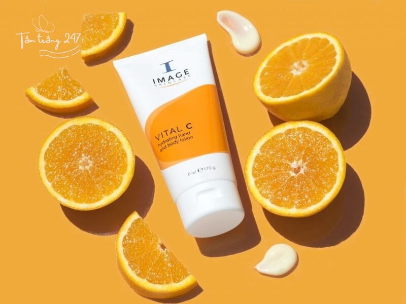 Kem dưỡng trắng da body Image Skincare cấp ẩm và làm sáng với vitamin C và HA