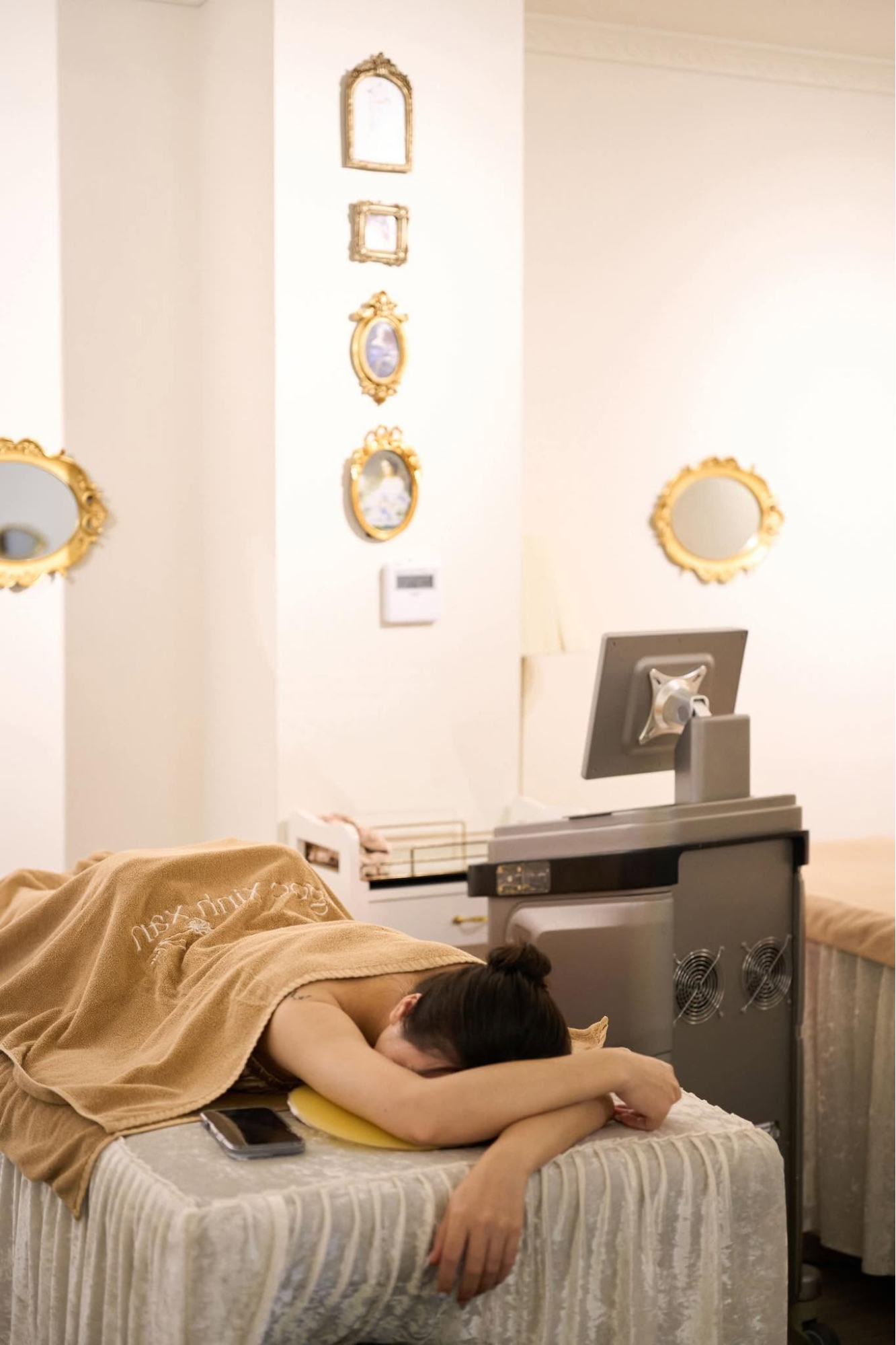 Ngọc Xinh Xắn HouseSpa với liệu trình thanh lọc cơ thể